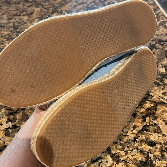 Tom’s women 7.5. Espadrille loafers - Picture 7 of 10